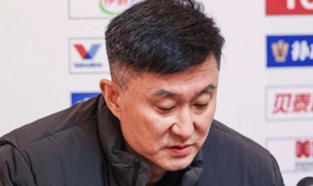 开云官方在线登录-溃败上海发布会！杜锋直指攻守问题从自身找原因，萨姆纳强调太松