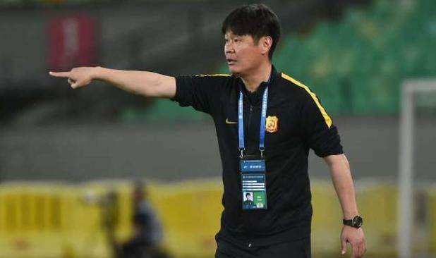 开云官方官网-李霄鹏：前两轮不胜有压力 每个队都没有太多秘密