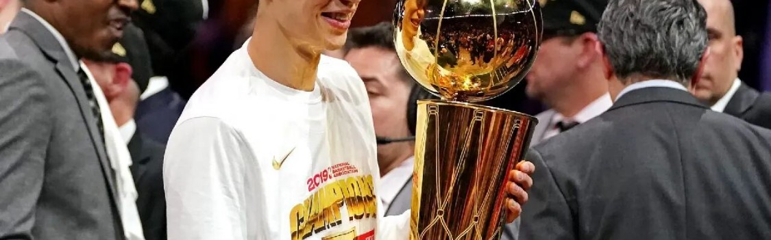 破防！林书豪自曝NBA生涯真相，放弃700万+场均20+，依然被拒